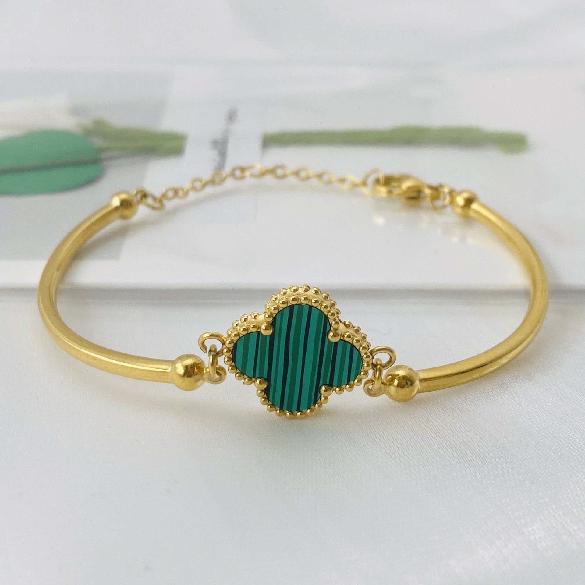 Luxury Clover Bracelet – Gold Stainless Steel